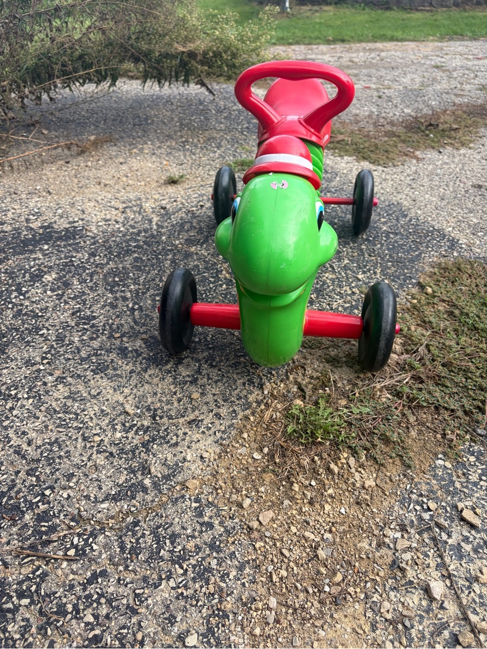 Vintage Toddler Ride-On Play Skool inch wormCar – Green and Red